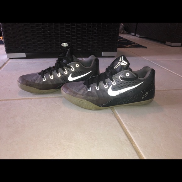 nike kobe 9 mens silver